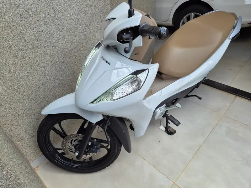 Honda Biz 125 EX/ 125 EX FLEX